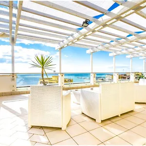 3* Aparthotel Aurora